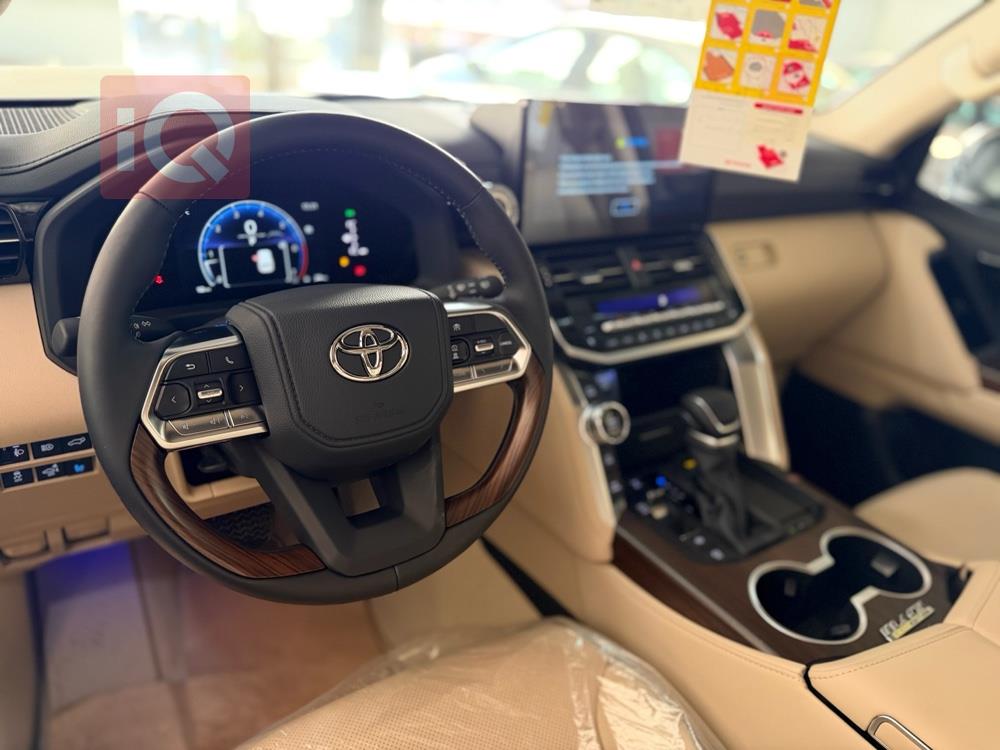 تويوتا لاندكروزر